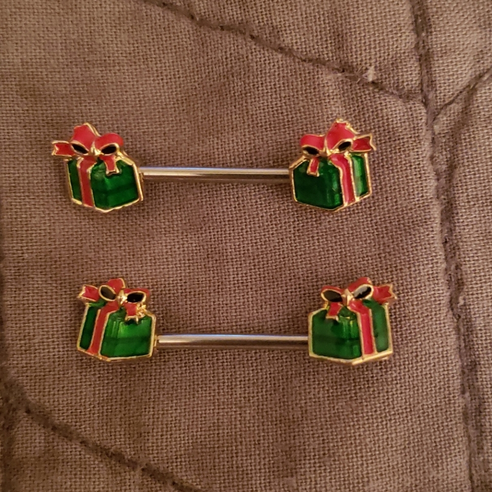 Jewelry - Picture 2 of 2